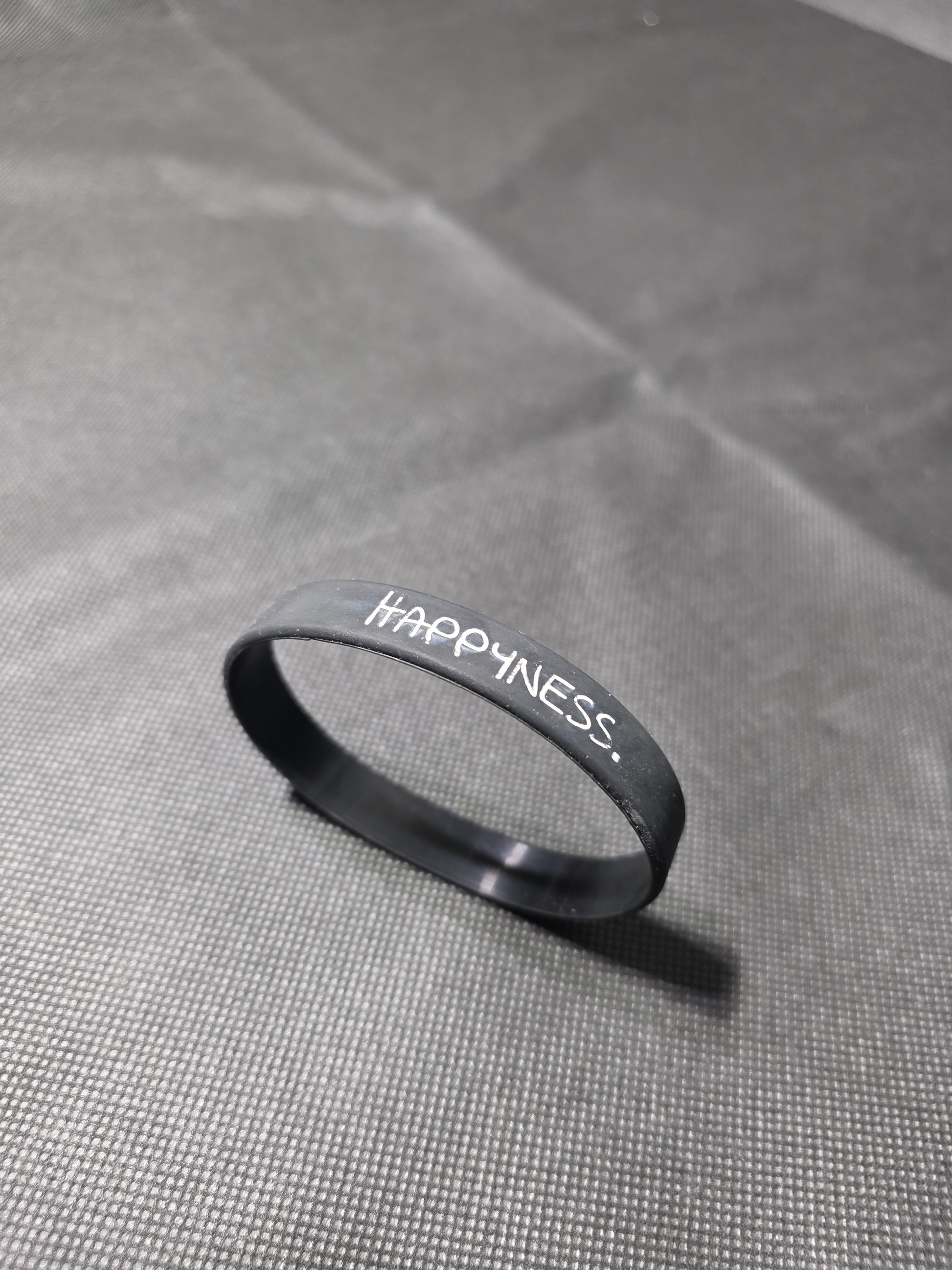 Happyness. Armband Schwarz